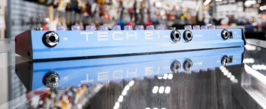 Tech 21 - Bass Fly Rig V2 Multi-Effects Pedal 2